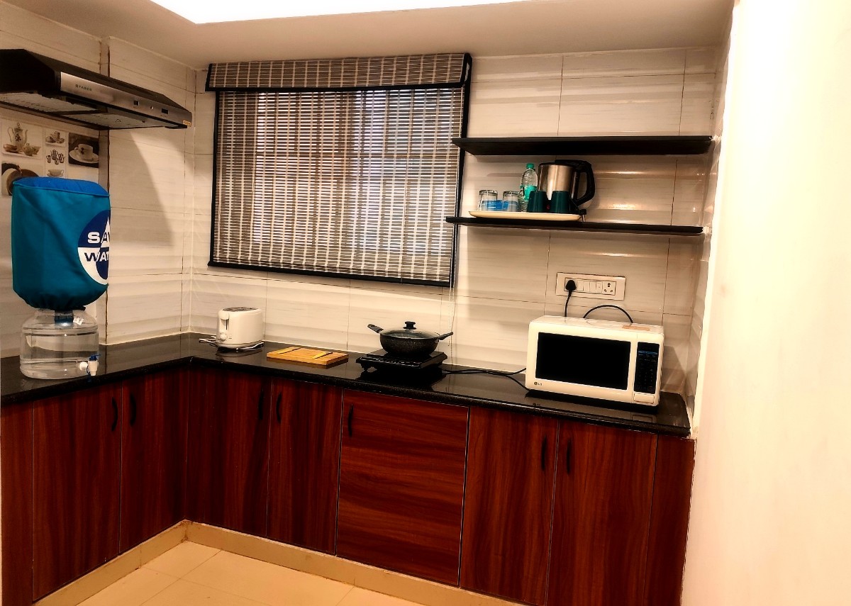 One Bedroom Apartment kitchenette